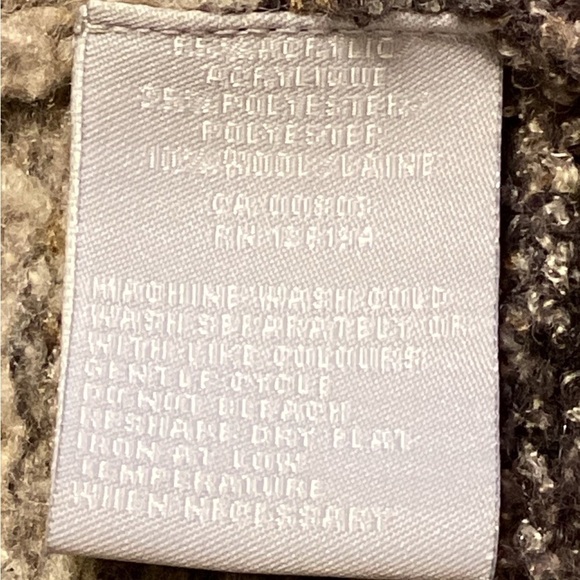 Jana Cardigan & Sweater - Picture 7 of 10